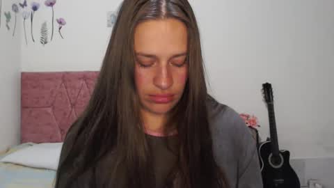 Snapshot of serenity_crystal chatting on 09.09.25 serenity_crystal online show from 09.09.25