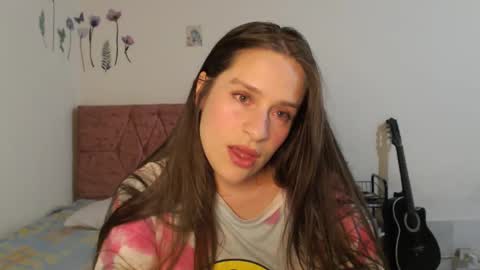 Snapshot of serenity_crystal chatting on 09.24.25 serenity_crystal online show from 09.24.25