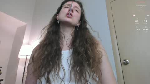 Hey Guys and Girls non-binary personalities  Im Sereta online show from 12.28.24