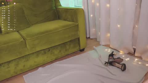 Hey Guys and Girls non-binary personalities  Im Sereta online show from 03.09.25