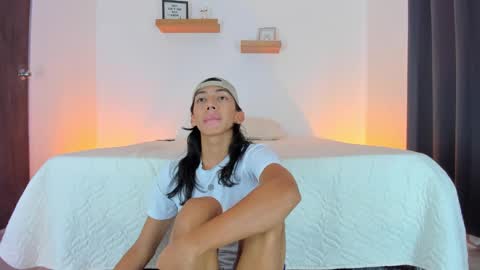 Snapshot of serge_7 chatting on 03.06.25 Serge online show from 03.06.25