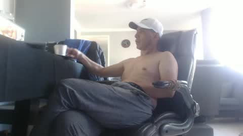 hetero serio discreto online show from 01.14.25