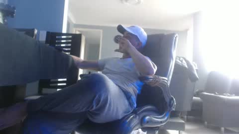 hetero serio discreto online show from 02.01.25