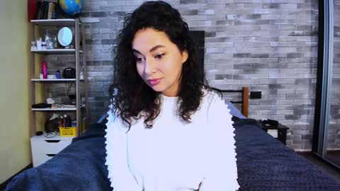 VIOLA online show from 01.05.25