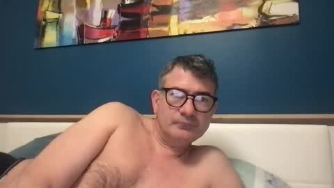 Snapshot of sesamechris92 chatting on 03.03.25 sesamechris92 online show from 03.03.25