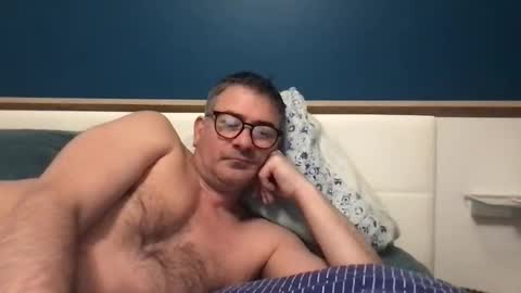 Snapshot of sesamechris92 chatting on 03.05.25 sesamechris92 online show from 03.05.25