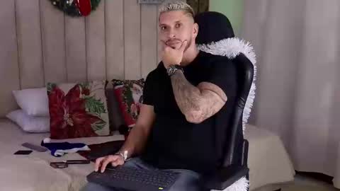 HEY IM SETH online show from 12.30.24