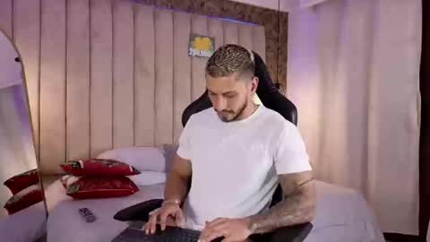 HEY IM SETH online show from 01.07.25