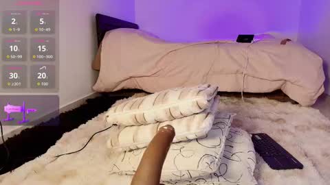 Snapshot of setsuna_kinoxo chatting on 11.25.25 Setsuna online show from 11.25.25