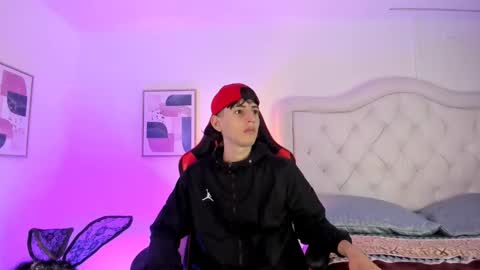 sett_and_gwen online show from 01.02.25