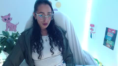 Snapshot of seuctive_woman57 chatting on 02.26.26 samy online show from 02.26.26