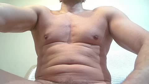 Snapshot of sex_machine_19 chatting on 12.17.24 SEX MACHINE 19 online show from 12.17.24