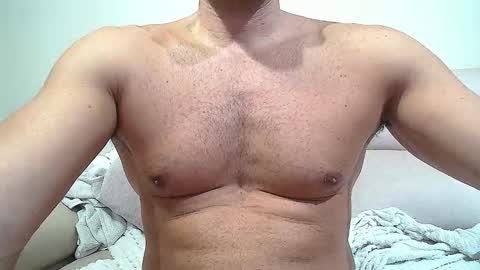 Snapshot of sex_machine_19 chatting on 09.24.25 SEX MACHINE 19 online show from 09.24.25