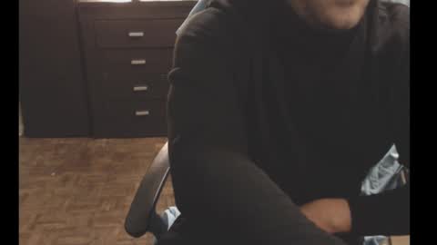 Snapshot of sexandsexy1999 chatting on 02.21.25 Daniel Taylor online show from 02.21.25