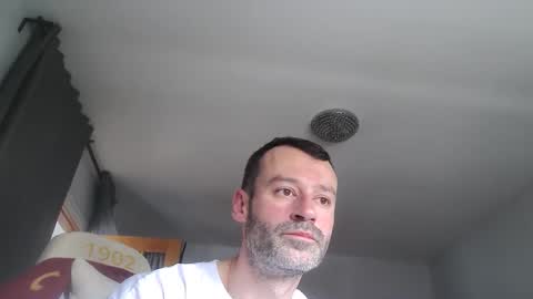 Snapshot of sexbrute chatting on 10.21.25 sexbrute online show from 10.21.25