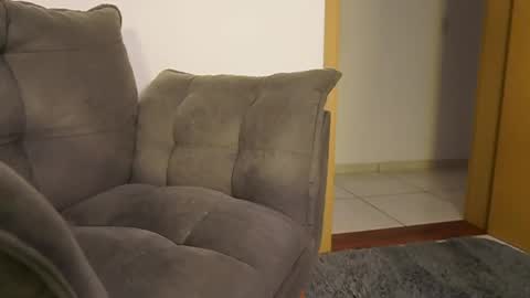 Mia and guests online show from 04.07.26