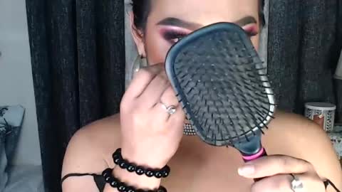 sexdrivezebbianax online show from 06.11.26