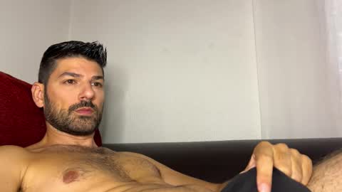 Lucenzo  online show from 09.12.25