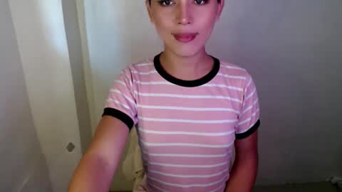 Snapshot of sexfuckeer chatting on 11.17.25 sexfuckeer online show from 11.17.25