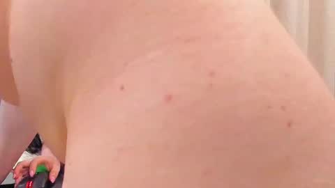 Snapshot of sexiest_couple_ever69 chatting on 03.05.25 DanielMary online show from 03.05.25