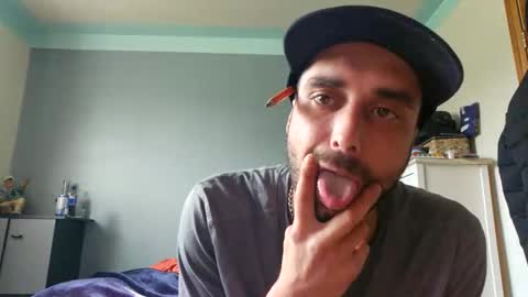 Snapshot of sexmaln1 chatting on 05.16.26 Alex online show from 05.16.26