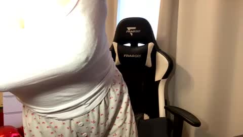 Snapshot of sexmoon11 chatting on 02.28.25 My name is Mia whats yours online show from 02.28.25