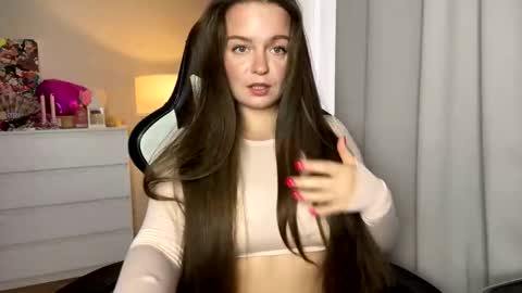 Snapshot of sexmoon11 chatting on 09.30.25 My name is Mia whats yours online show from 09.30.25