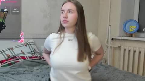 Snapshot of sexmyface chatting on 12.14.25 Grace online show from 12.14.25