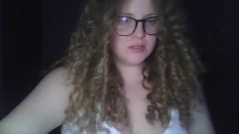 Snapshot of sexoutsouth1993 chatting on 12.04.24 sexoutsouth1993 online show from 12.04.24