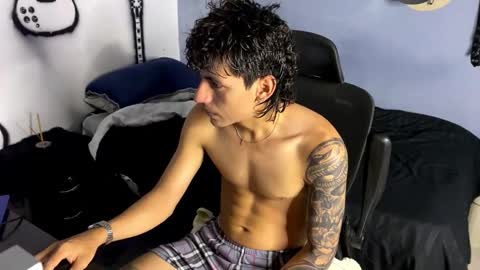 ROCKERO online show from 12.17.25