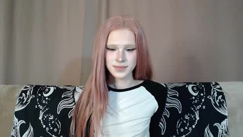 Snapshot of sexpired_princess chatting on 03.29.26 Nextdoor Princess online show from 03.29.26