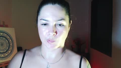 Snapshot of sexwwoman chatting on 02.26.25 CHIARA online show from 02.26.25