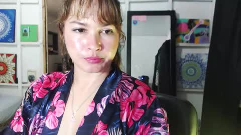 Snapshot of sexwwoman chatting on 09.27.25 CHIARA online show from 09.27.25