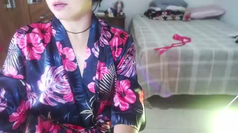 Snapshot of sexwwoman chatting on 04.30.26 CHIARA online show from 04.30.26
