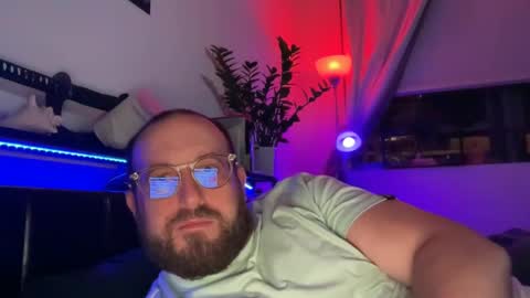 Snapshot of sexxfreak21 chatting on 12.04.24 sexxfreak21 online show from 12.04.24