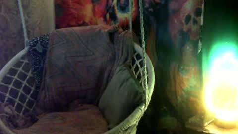 Snapshot of sexxileeah42o chatting on 07.20.26 Leeah CloudZzz online show from 07.20.26