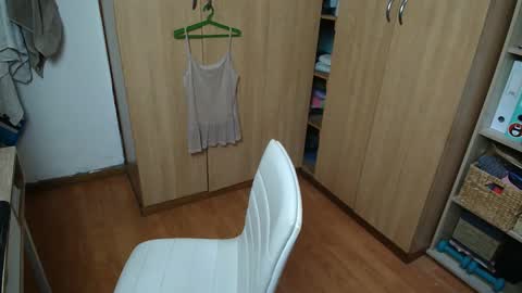 Snapshot of sexxxycrystali chatting on 09.26.25 sexxxycrystali online show from 09.26.25