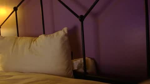 Snapshot of sexxxylibra10 chatting on 10.24.25 sexxxylibra10 online show from 10.24.25