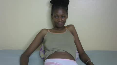 Snapshot of sexxy_bum23 chatting on 02.08.25 sexxy bum online show from 02.08.25