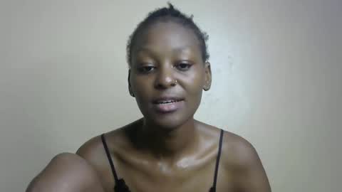 Snapshot of sexxy_bum23 chatting on 02.13.25 sexxy bum online show from 02.13.25