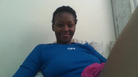 Snapshot of sexxy_bum23 chatting on 10.09.25 sexxy bum online show from 10.09.25