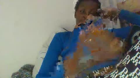 Snapshot of sexxy_bum23 chatting on 10.26.25 sexxy bum online show from 10.26.25