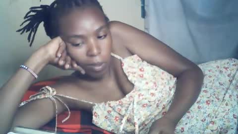 Snapshot of sexxy_curvy23 chatting on 06.25.26 sexxy_curvy23 online show from 06.25.26