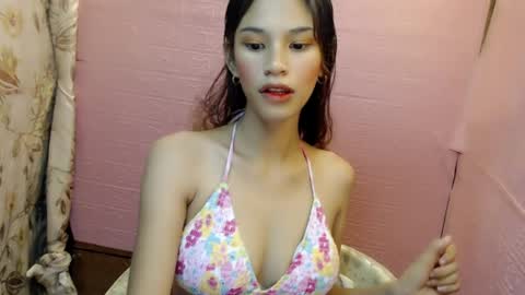 Dahlia online show from 05.13.26