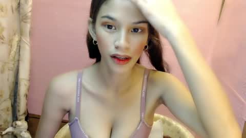 Dahlia online show from 05.16.26