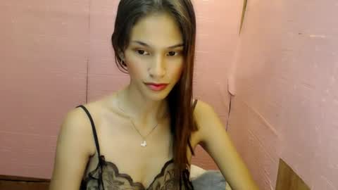 Dahlia online show from 06.12.26