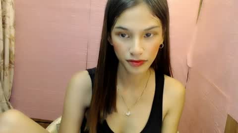 Dahlia online show from 06.15.26