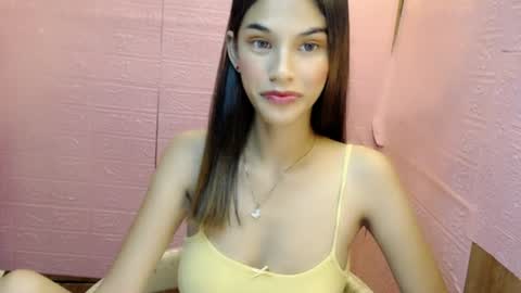 Dahlia online show from 06.24.26
