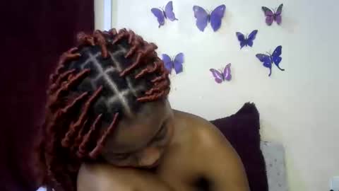 Snapshot of sexxy_divaa chatting on 05.22.26 vicky online show from 05.22.26