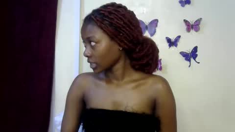 Snapshot of sexxy_divaa chatting on 05.29.26 vicky online show from 05.29.26